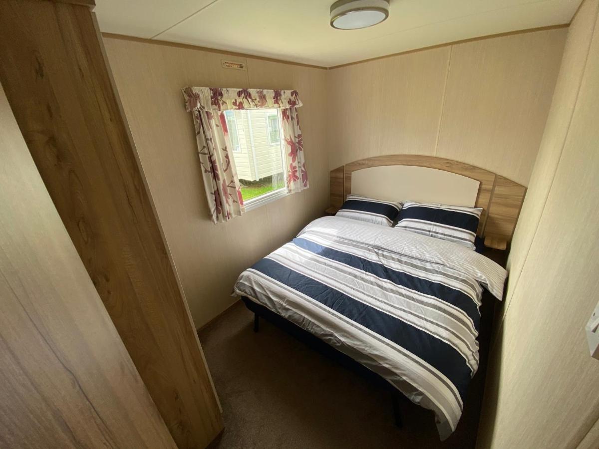 3 Bed 8 Berth Caravan In California Cliffs - M1 Γκρέιτ Γιάρμουθ Εξωτερικό φωτογραφία