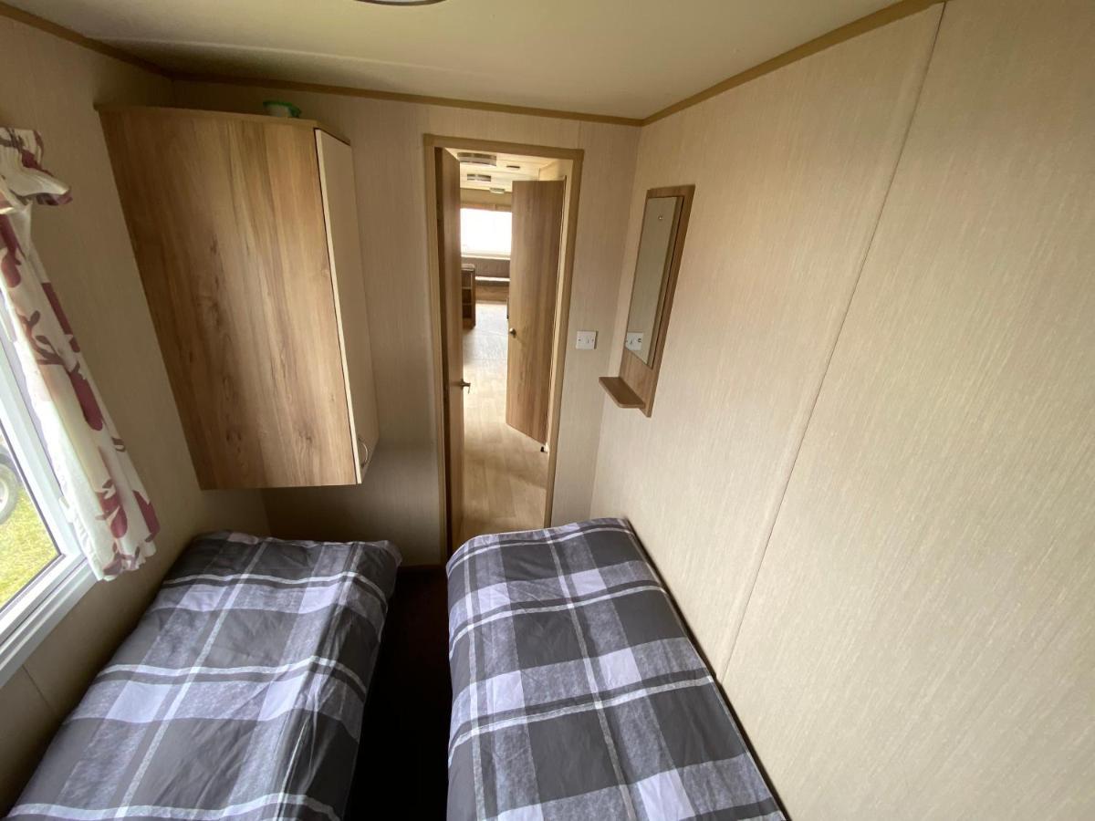 3 Bed 8 Berth Caravan In California Cliffs - M1 Γκρέιτ Γιάρμουθ Εξωτερικό φωτογραφία